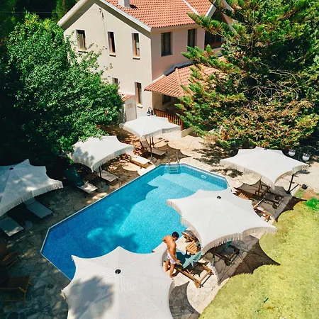 Yonik Farm - Detox Retreat In Nature Lodge